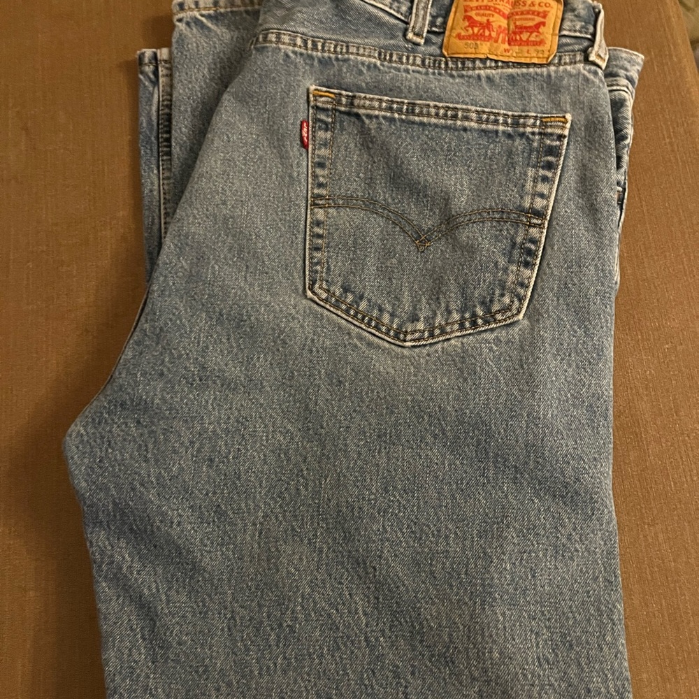 Levi’s 505 blue jeans size 42x32